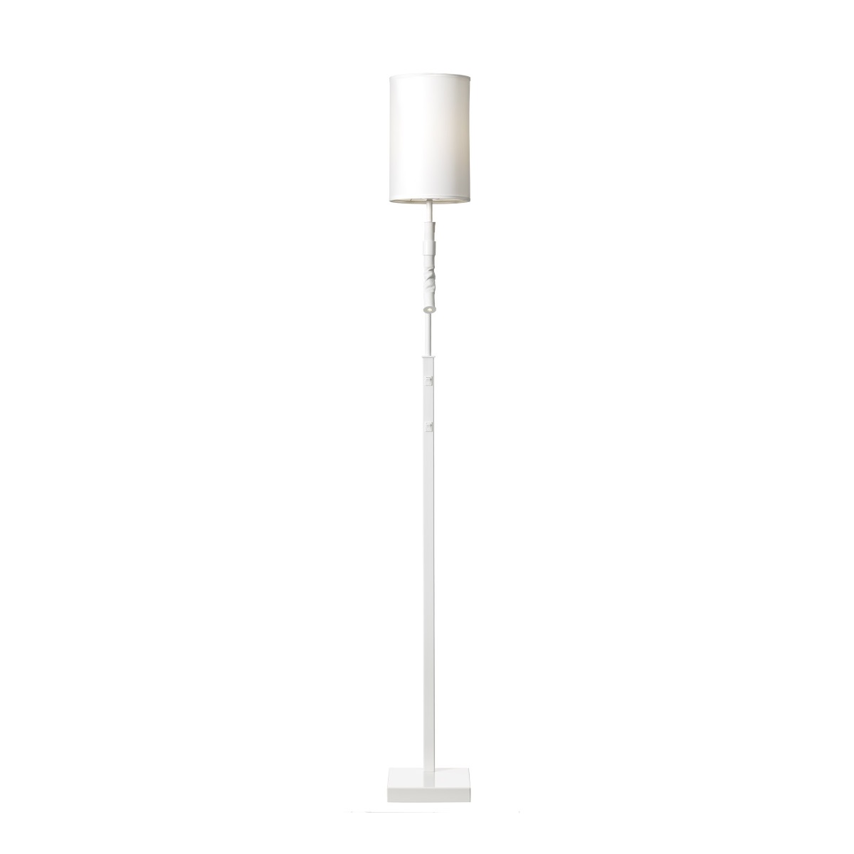 Golvlampa Butler vitlack Örsjö Belysning
